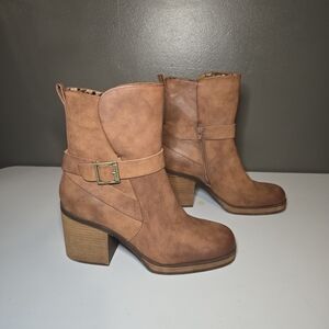 Korks Marci II Block Heel Boot Booties Brown Size 11